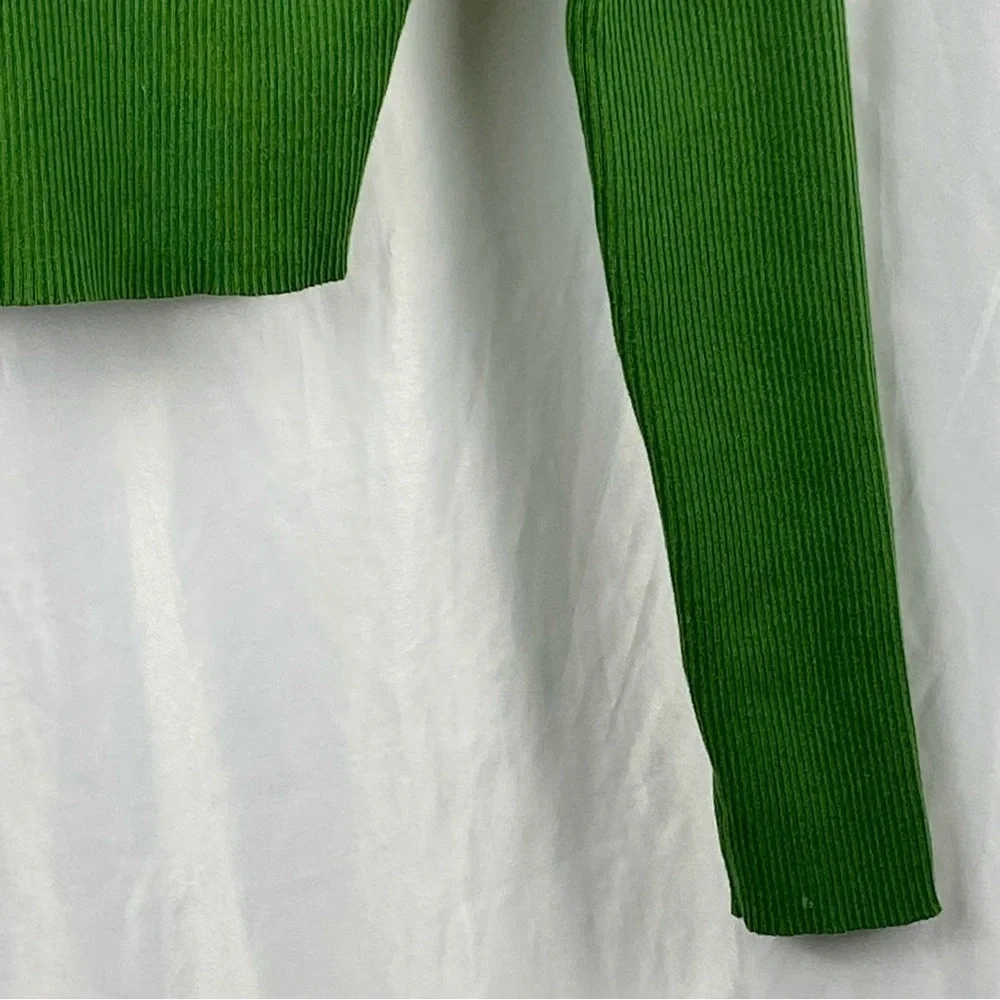 Forever 21 Women’s Green Ribbed Long Sleeve Cropped Sweater Cardigan Top Medium